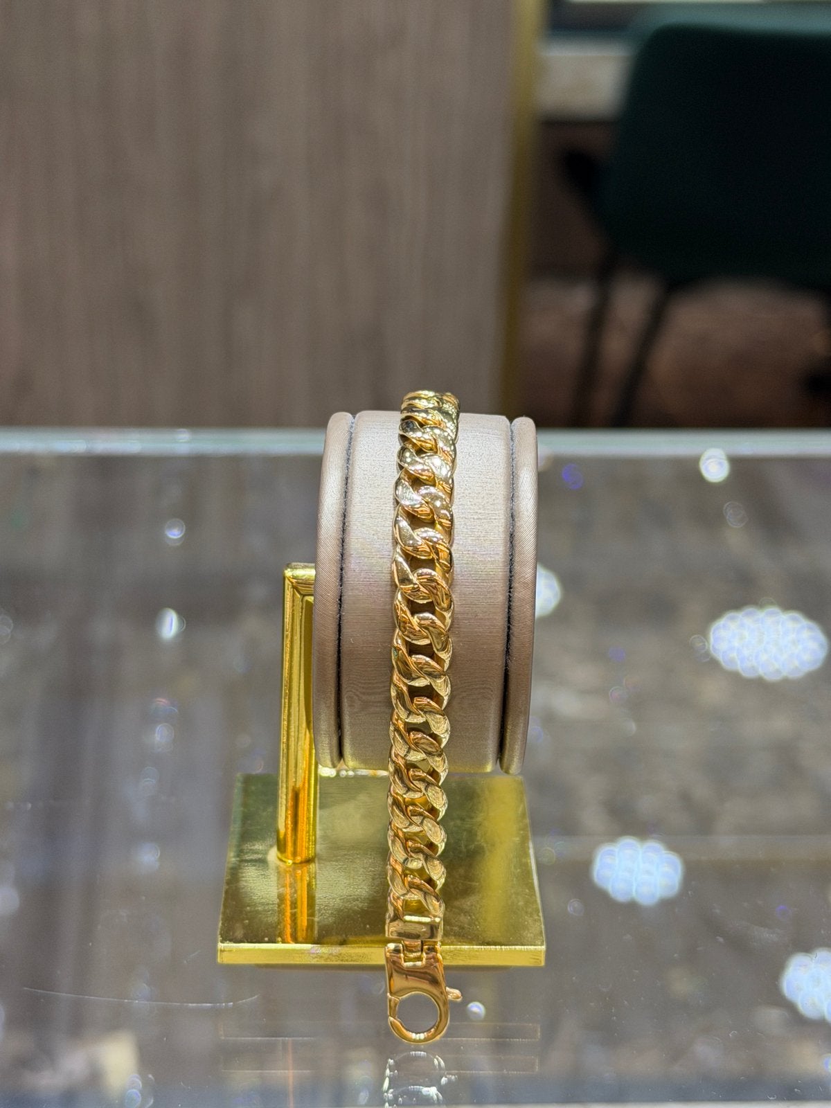 14KT Goud - 27.35 Gram -Armband-CUBAN -Massief- Herenarmband