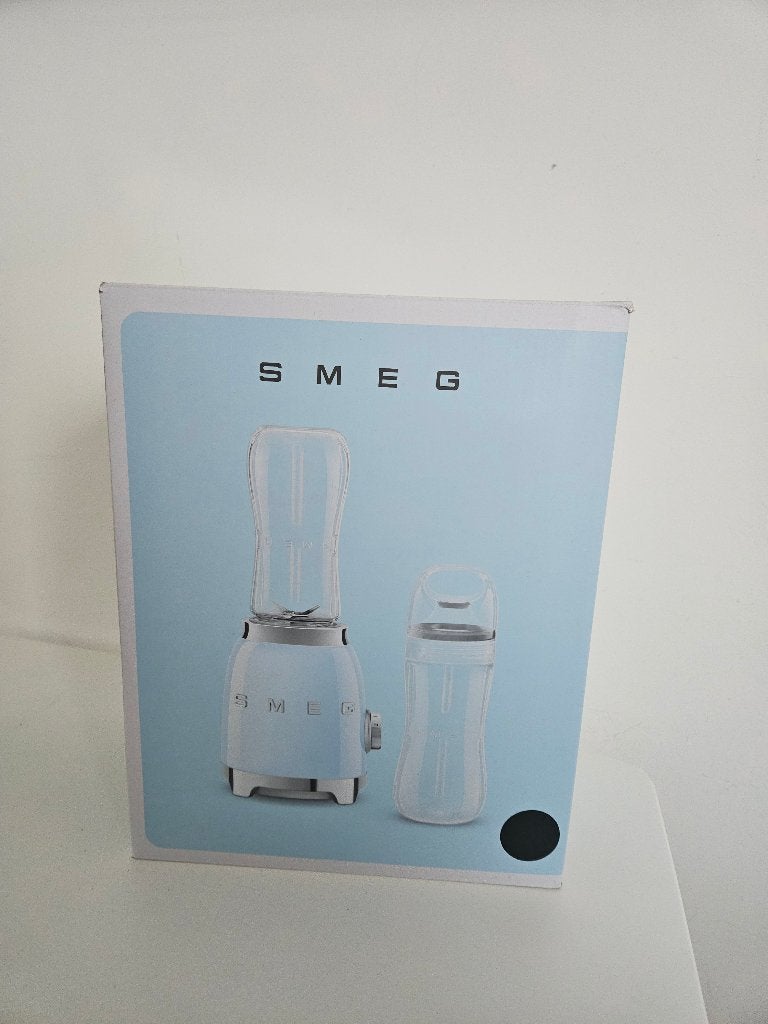 SMEG Blender to go - Nieuw in doos, Witgoed en Apparatuur, Blenders, Ophalen of Verzenden, Nieuw, Blender to go