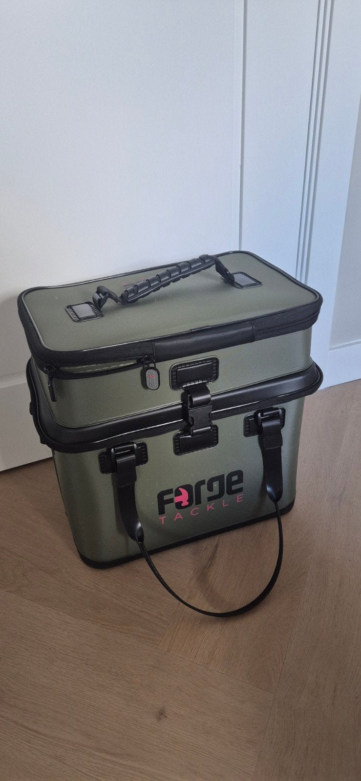 Forge tackle tas in nieuwstaat, Ophalen of Verzenden, Zo goed als nieuw, Overige typen