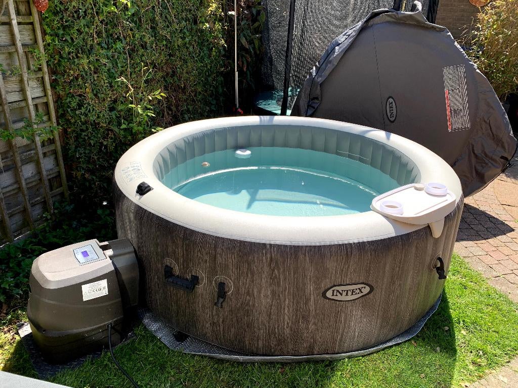 jacuzzi Intex Pure Spa Greywood Deluxe 4 persoons, Tuin en Terras, Bubbelbaden en Hottubs, Gebruikt, Opblaasbaar, Afdekzeil, Grondzeil