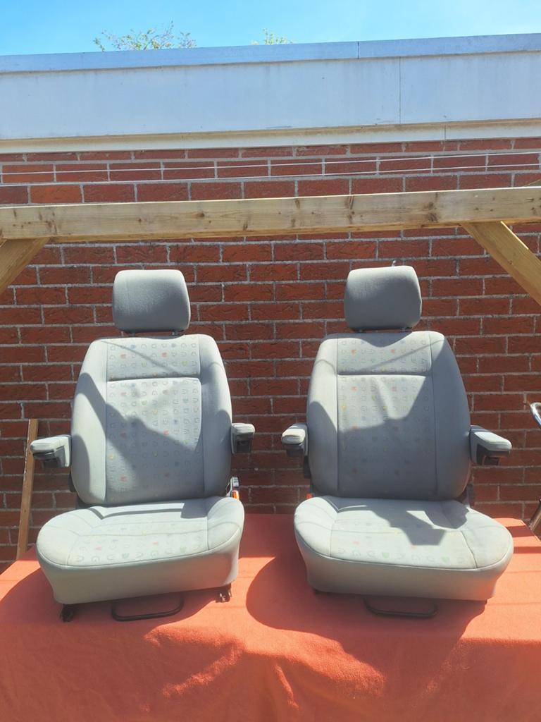 Interieur volkswagen T3,  T4. Gereinigd. Zeer netjes., Auto-onderdelen, Interieur en Bekleding, Ophalen of Verzenden, Volkswagen
