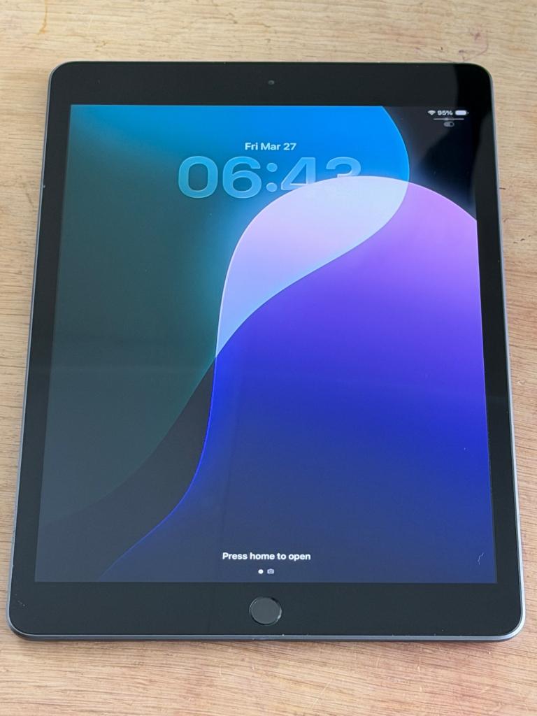 Erg Nette iPad 8th gen Black, met 86% batterijconditie!, Computers en Software, Apple iPads, 10 inch, Gebruikt, 32 GB, Apple