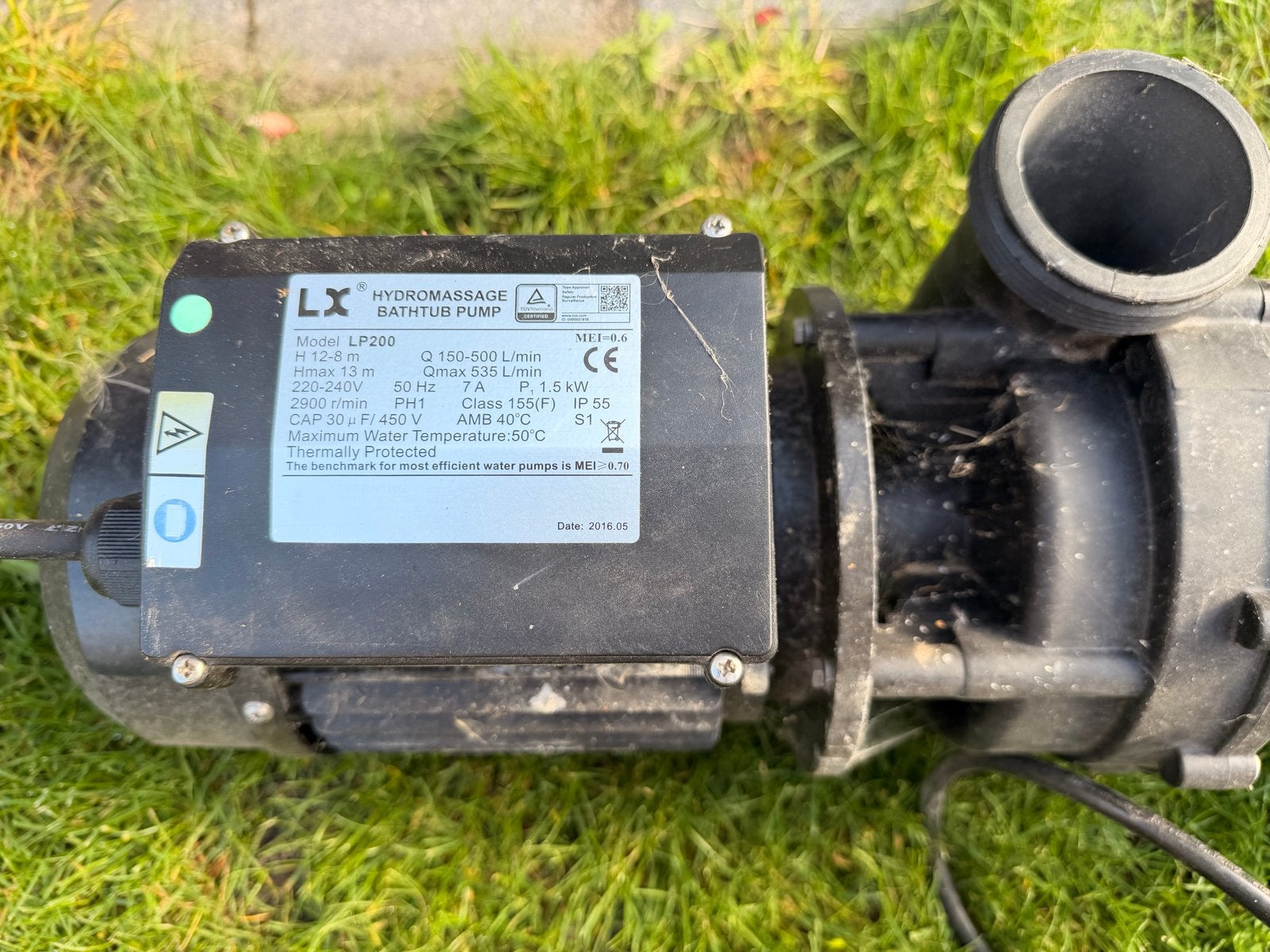 LX Hydromassage Badkuip Pomp LP200 - 1.5 kW, Tuin en Terras, Ophalen, Gebruikt, Elektrisch, Overige typen