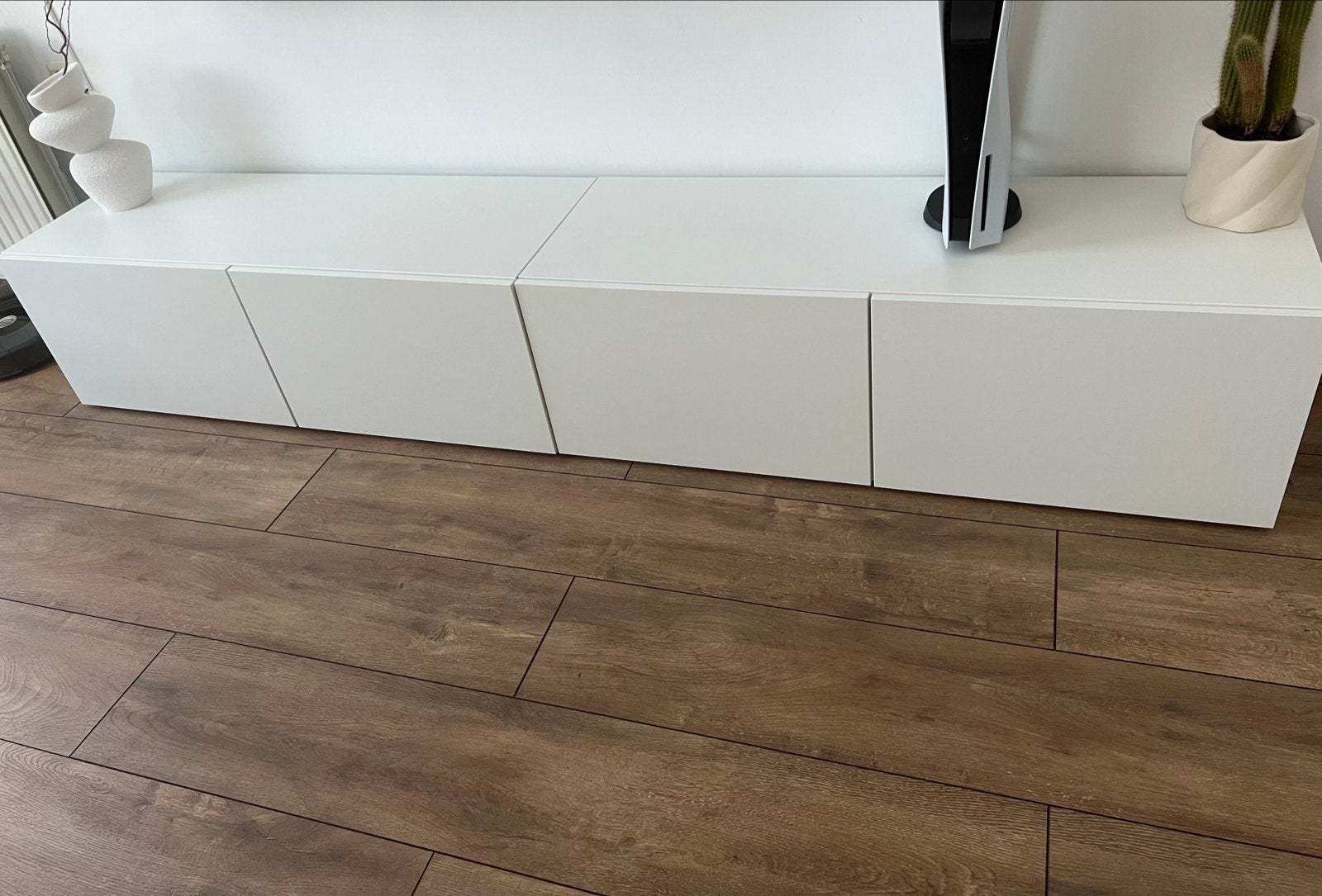 Besta wit kast met deuren (120x42x38cm), Ophalen, Overige materialen, Gebruikt, 100 tot 150 cm