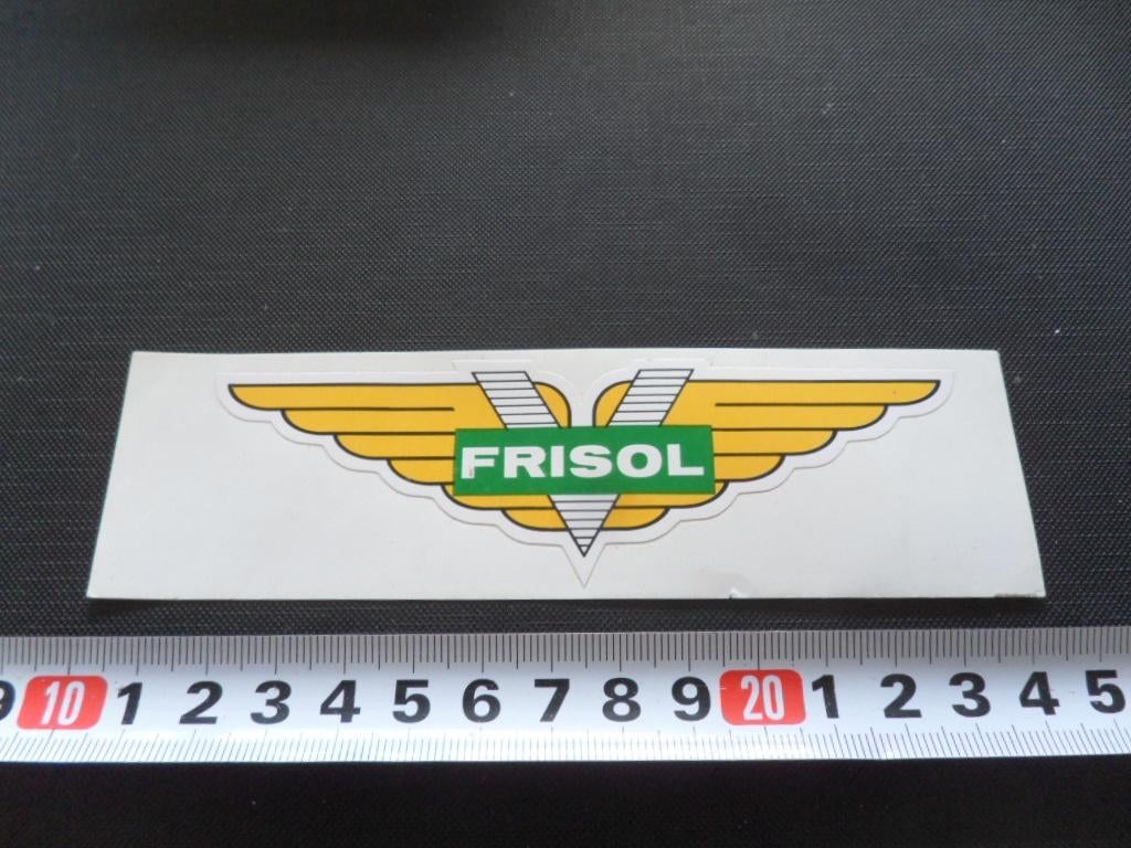 sticker 121 logo FRISOL, Ophalen, Zo goed als nieuw
