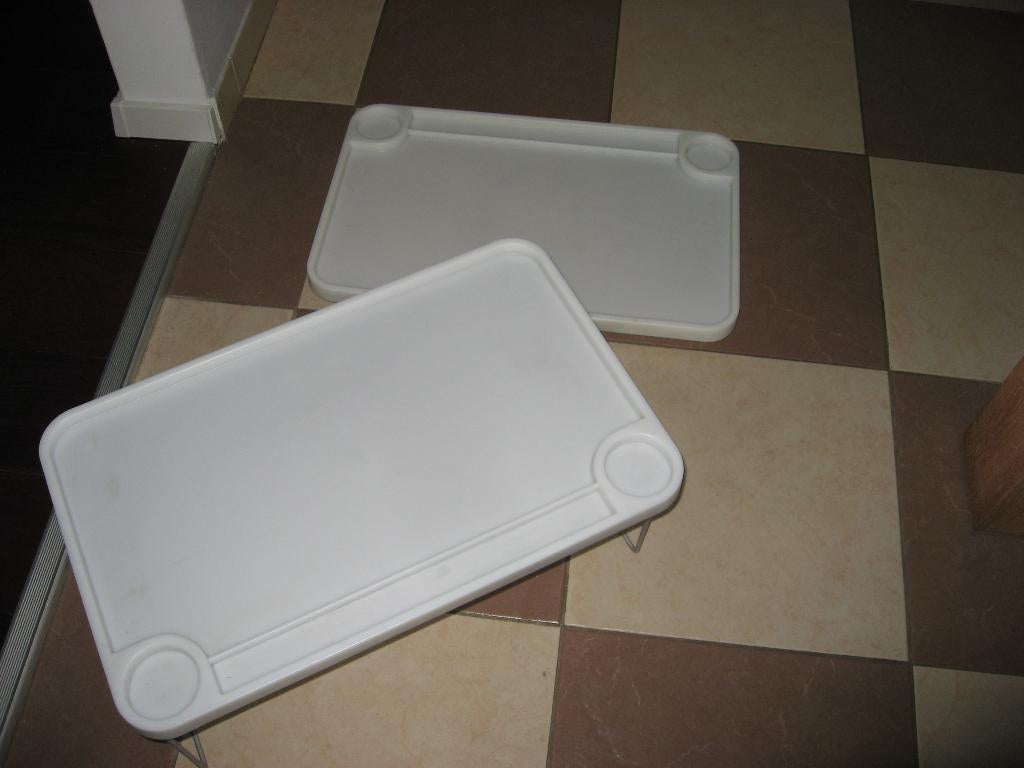 2 pvc schoot/dienbladen/bedtafeltjes, Huis en Inrichting, Woonaccessoires | Dienbladen, Verzenden, Nieuw, Rechthoekig, Kunststof