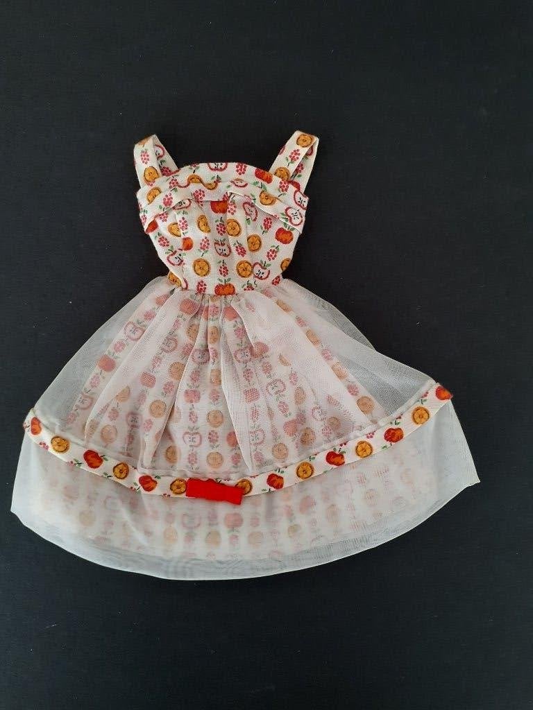 Vintage Barbie Fashion  "Lunch Date"  (1964), Verzenden, Zo goed als nieuw, Kleertjes