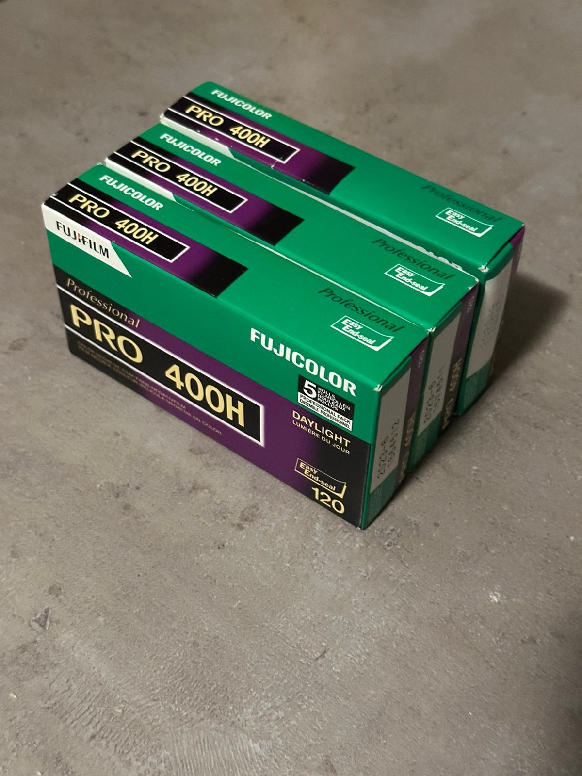 Fuji pro400h fotorolletjes 120 film, Audio, Tv en Foto, Ophalen of Verzenden, 35mm film