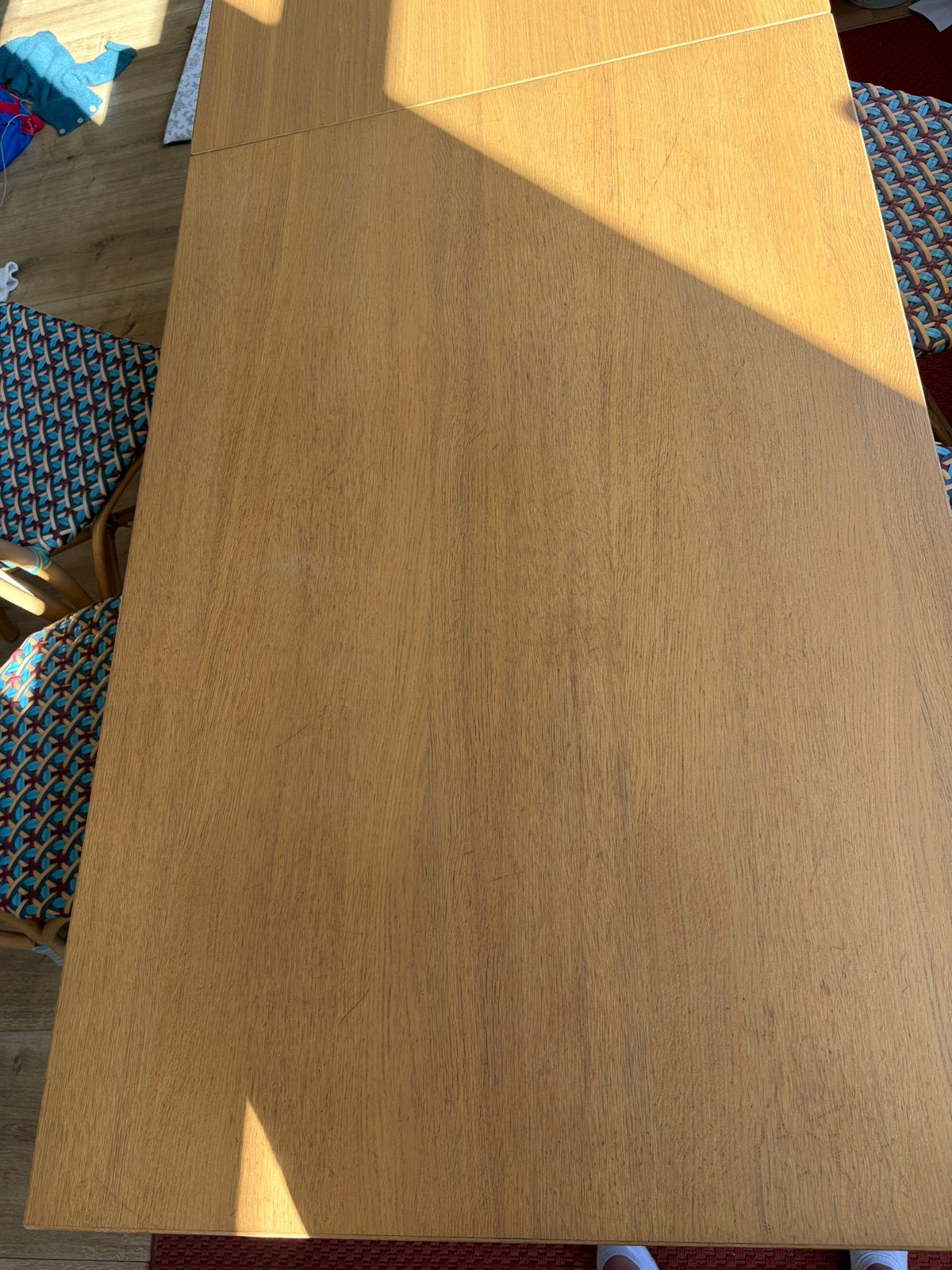 Foto 4 van IKEA EKEDALEN uitschuifbare hout eettafel