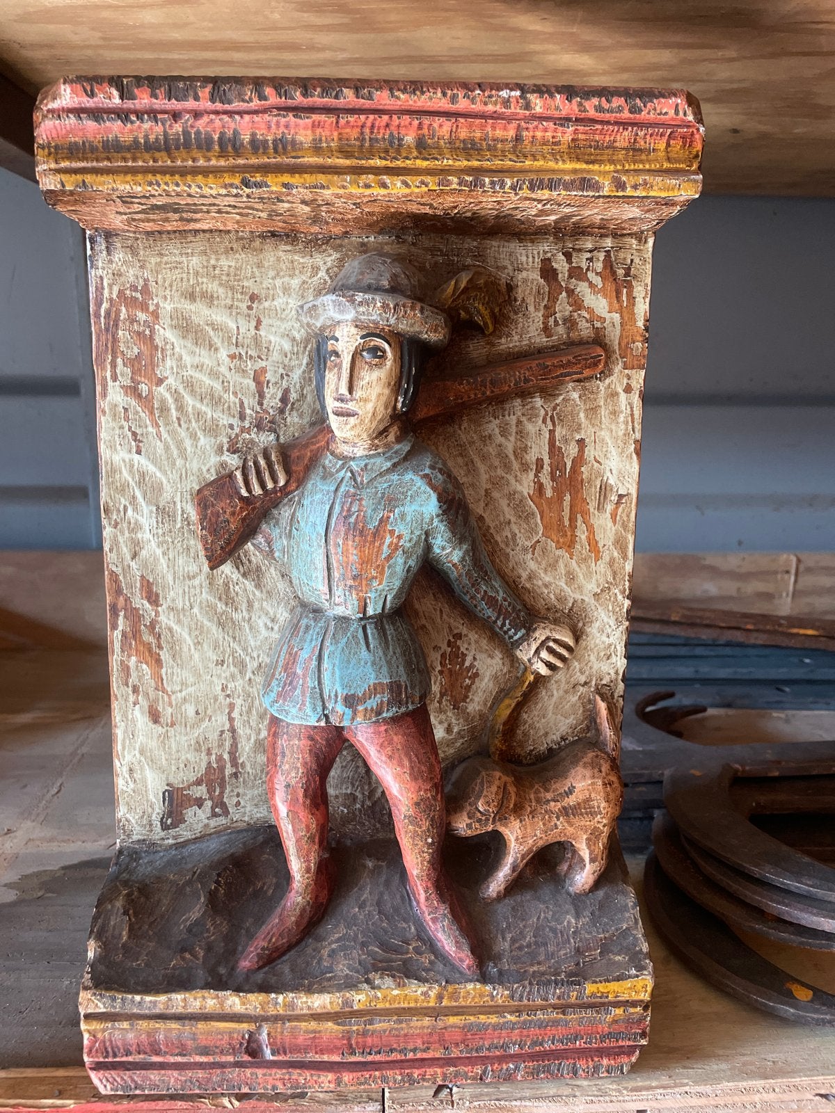 Antiek Houten Jager met Hond Wanddecoratie, Ophalen, Houtsnijwerk, 20 - 50 cm, Hout