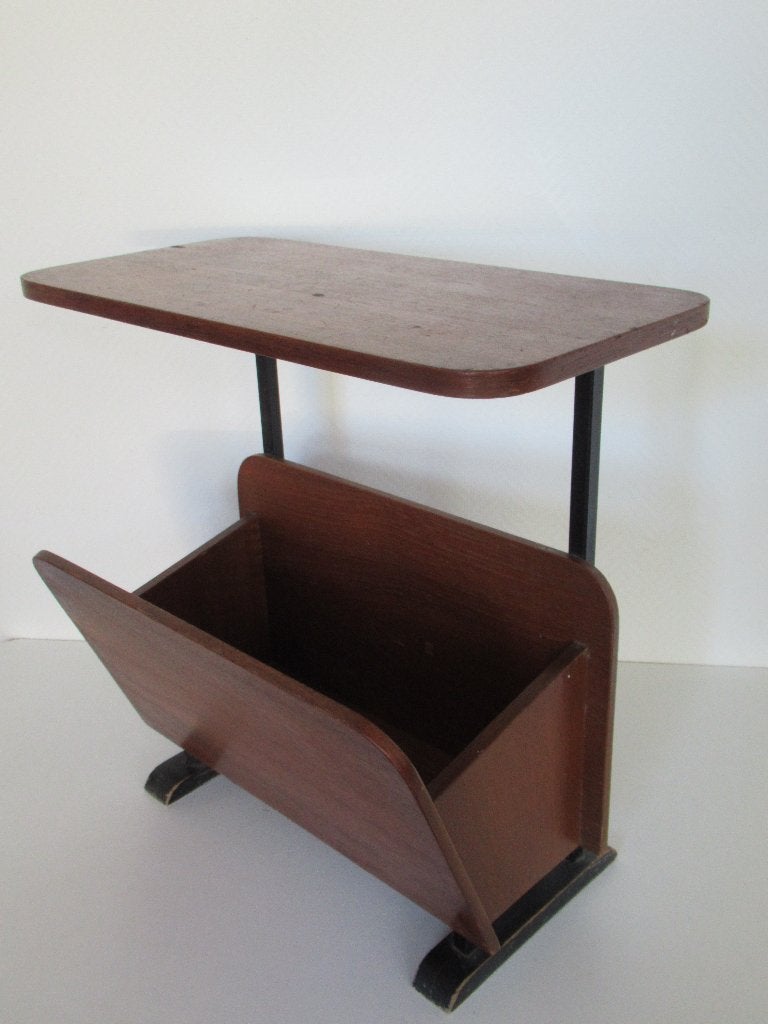 vintage teakhouten bijzettafeltje/ lectuurhouder, Huis en Inrichting, Woonaccessoires | Krantenbakken en Lectuurbakken, Ophalen