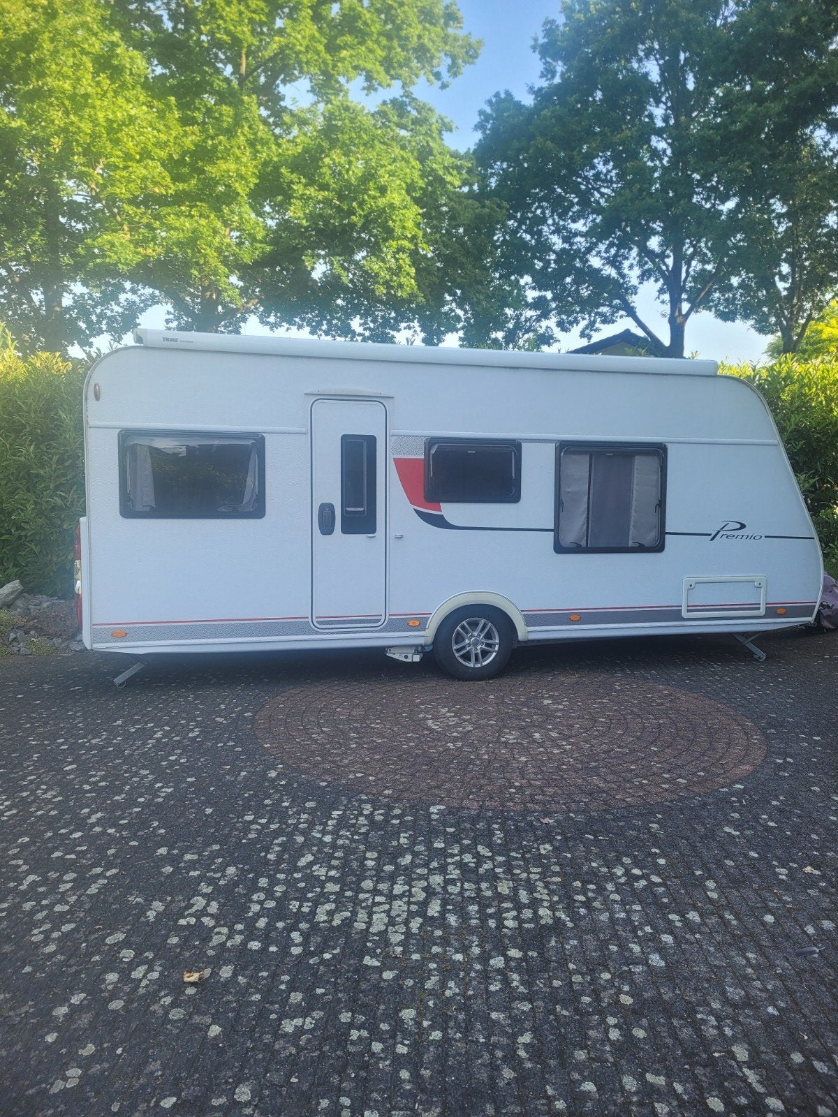 Bürstner Premio TS 490 2019 Airco Mover luifel tent, Caravans en Kamperen, Caravans, Standaardzit, Particulier, Kachel, Bürstner
