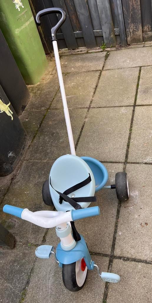 smoby  fiets goed als nieuw, Fietsen en Brommers, Fietsen | Driewielers, Ophalen, Zo goed als nieuw