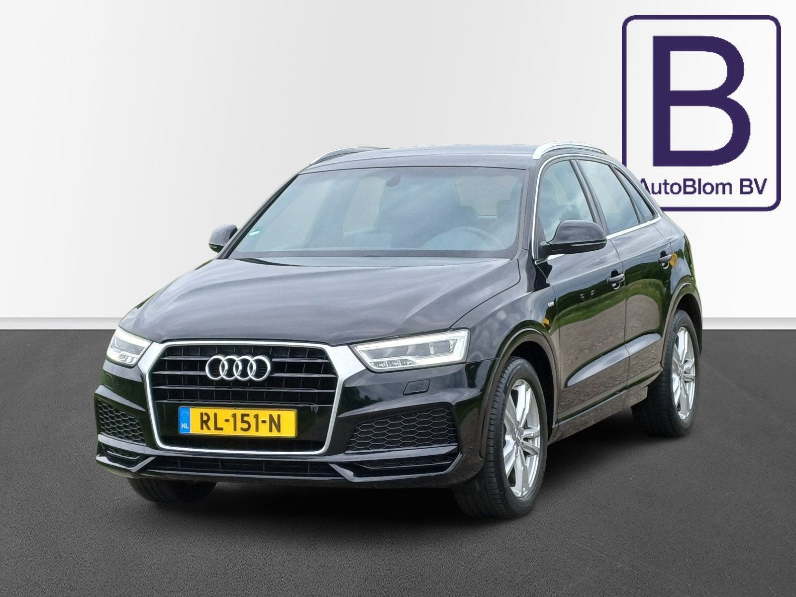 Audi Q3 1.4 TFSI Sport S-Line Edition /Keurig nette auto!/1e, 730 kg, 4 cilinders, 150 pk, Leder en Stof