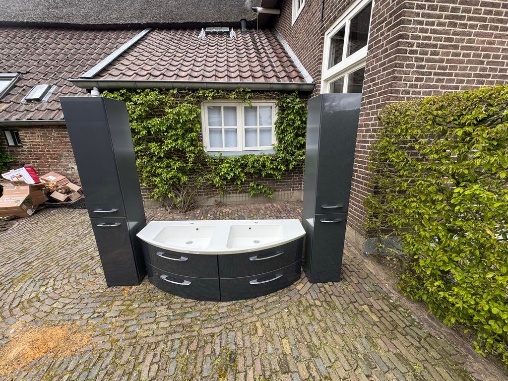 Wastafel met kastjes - Complete badkamerset, Huis en Inrichting, Badkamer | Badkamermeubels, Ophalen, Gebruikt, 100 tot 150 cm