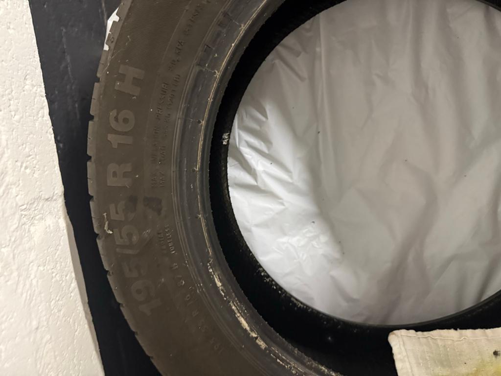 4 Continental zomerbanden 195/55 R16 met 6mm profiel, Auto-onderdelen, Banden en Velgen, Gebruikt, 16 inch, Ophalen of Verzenden