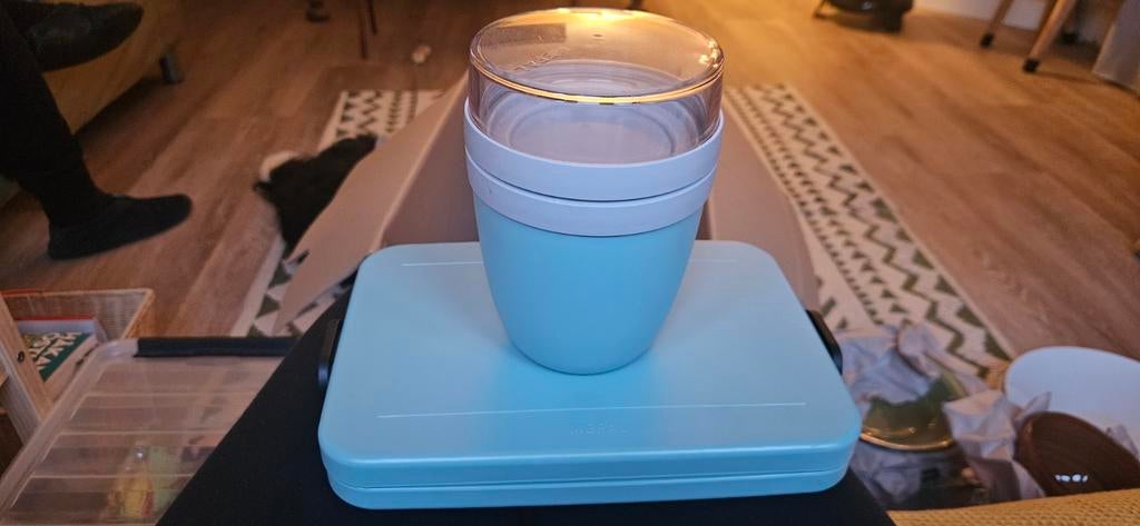 Mepal Broodtrommel en Yoghurt/Muesli Beker Set, Blauw, Kunststof, Nieuw, Ophalen of Verzenden