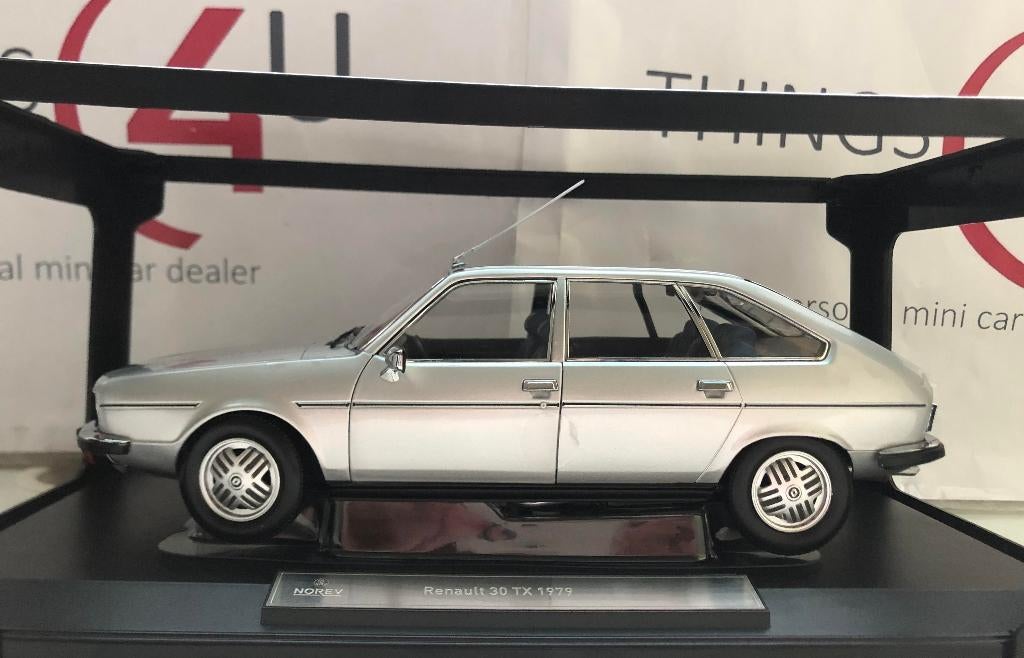 Norev 1:18 Renault 30 TX 1979 zilver metallic nieuw in doos, Ophalen of Verzenden, Nieuw, Auto, Norev