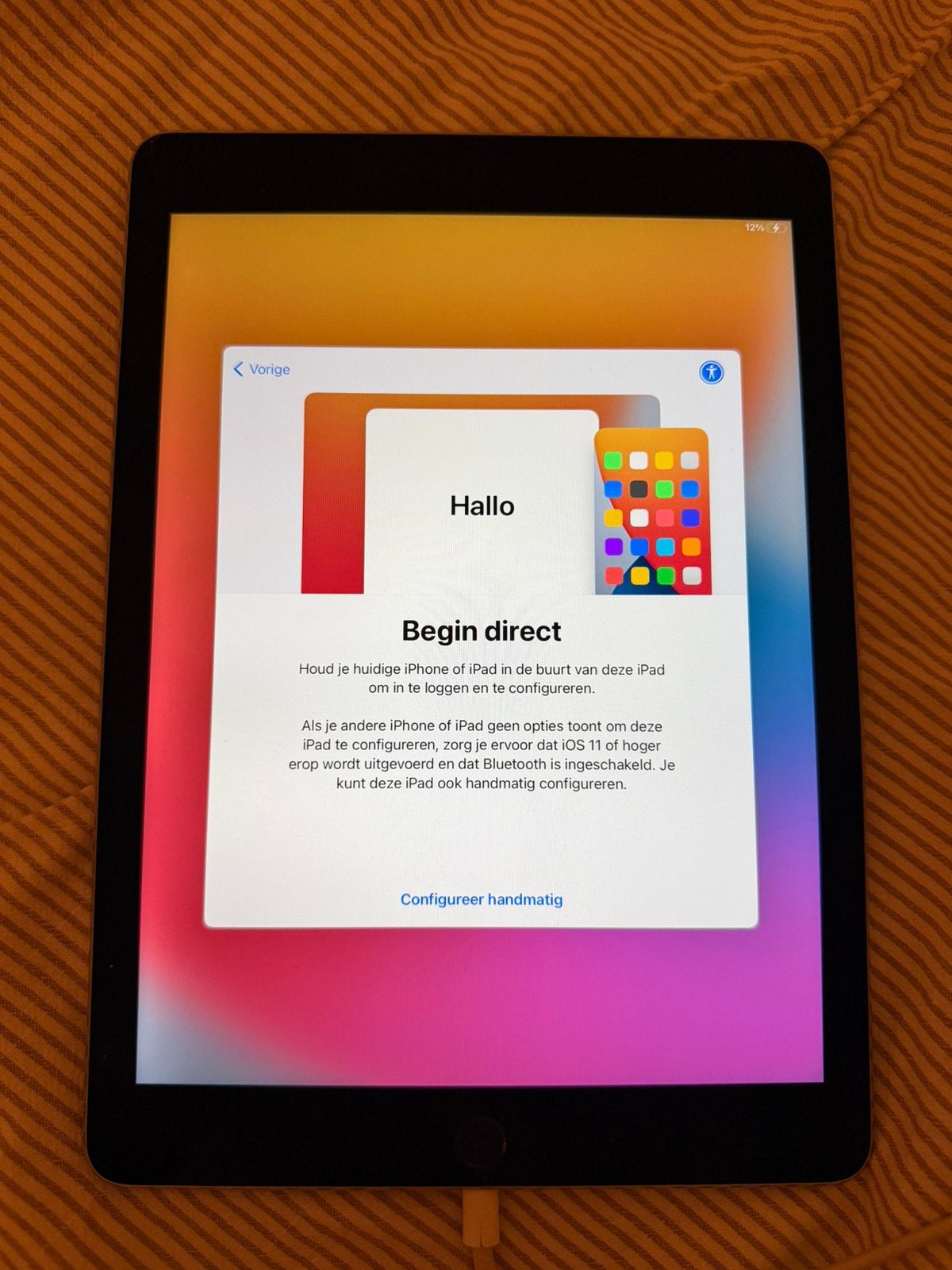 Foto 3 van Apple iPad Air 2 - Wi-Fi - 64GB - Space Gray 2016