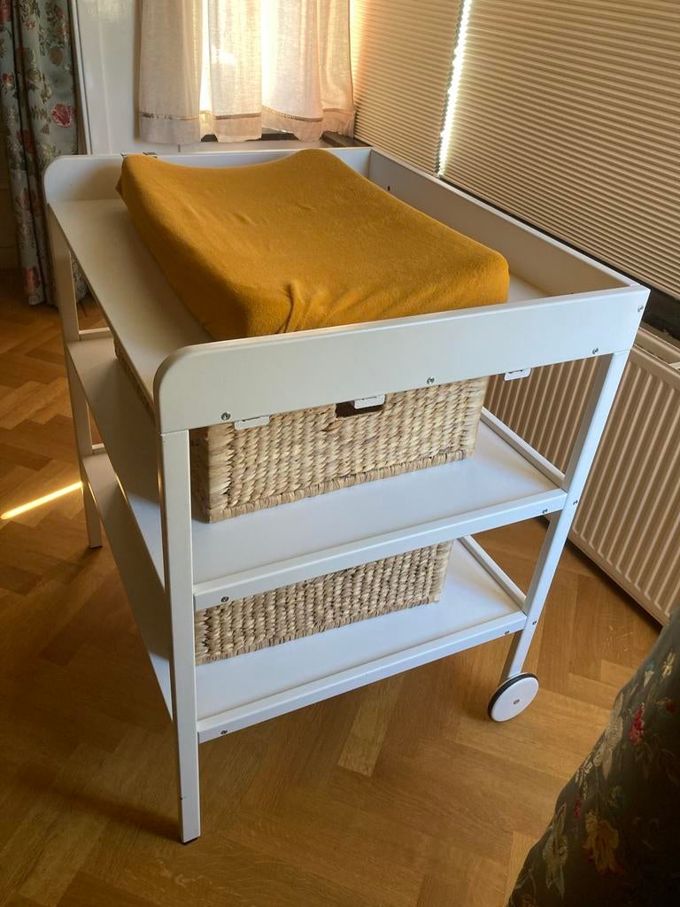 Commode - Verschoontafel, Kinderen en Baby's, Kinderkamer | Commodes en Kasten, Ophalen, Gebruikt, 50 tot 70 cm, 75 tot 100 cm