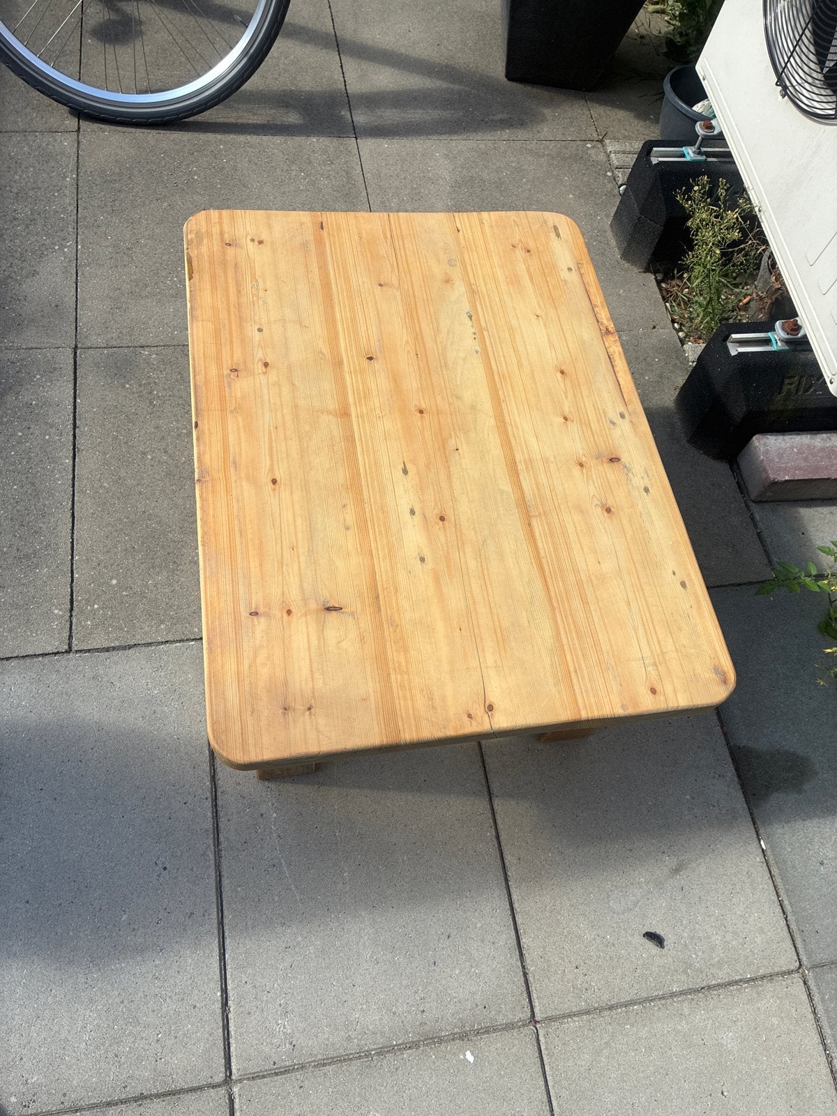 Grenen houten tafel - robuust en veelzijdig, Gebruikt, Grenenhout, 50 tot 100 cm, Ophalen of Verzenden