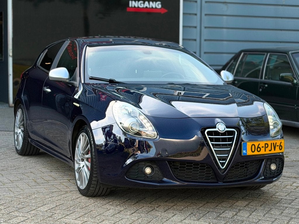 Alfa Romeo Giulietta 1.7 TBi Quadrifoglio Verde NAVI/PDC/CRU, Auto's, Alfa Romeo, Euro 5, Gebruikt, 4 cilinders, Blauw