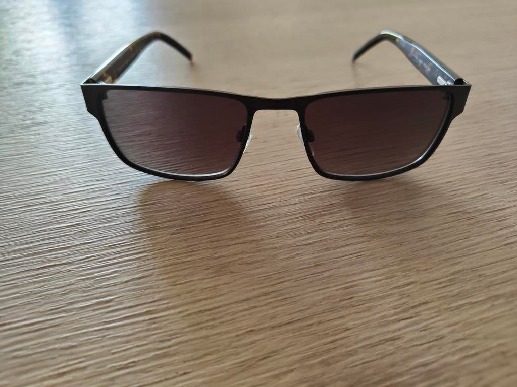 Stijlvolle Tommy Hilfiger zonnebril, Overige merken, Zonnebril, Bruin, Ophalen of Verzenden
