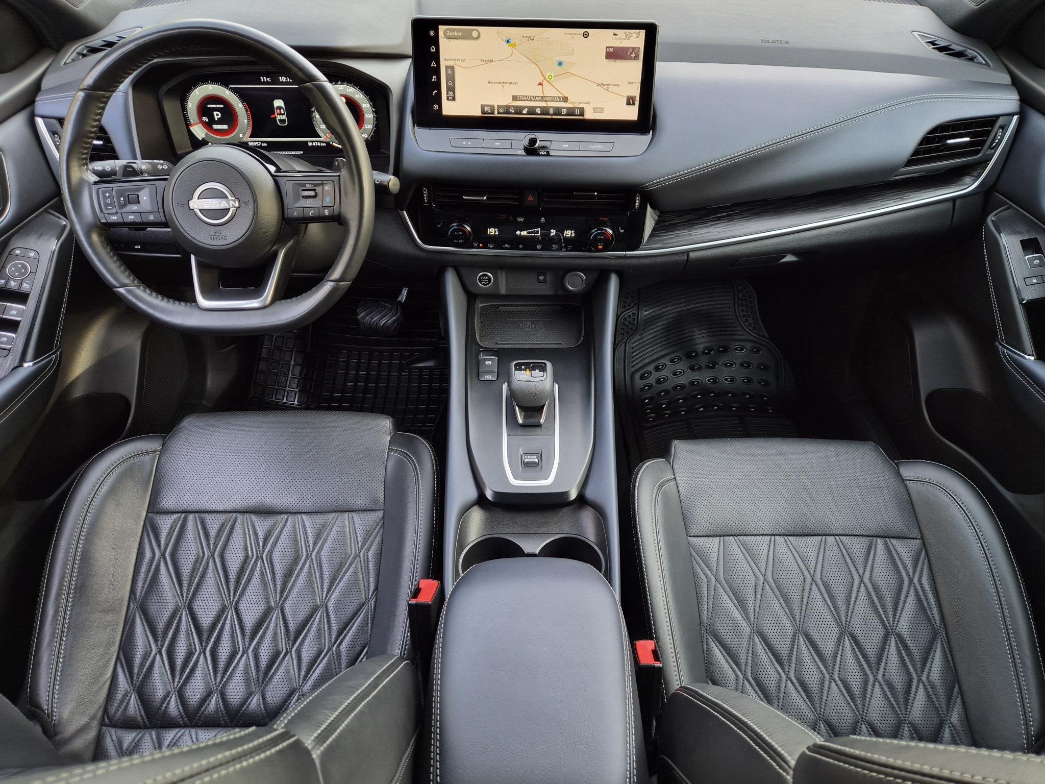Nissan Qashqai 1.3 MHEV Xtronic Tekna Plus / Elektrische ach, Euro 6, Zwart, Leder, Bedrijf
