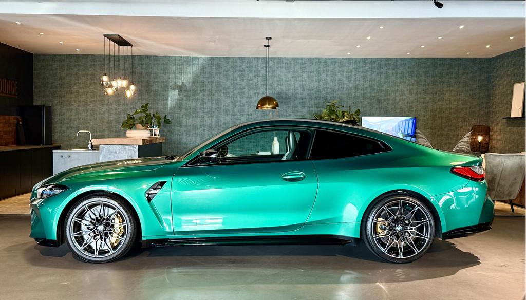 BMW 4 Serie Coupé M4 Competition I Race Track I Carbon Buck, Auto's, Automaat, Achterwielaandrijving, Gebruikt, 4 stoelen