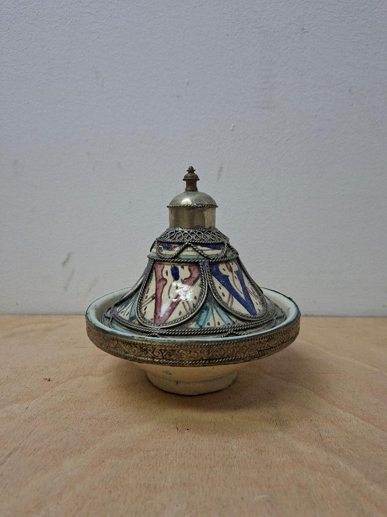 Decoratieve Marokkaanse tajine keramiek 17 cm - handgemaakt, Ophalen of Verzenden, Zo goed als nieuw, Overige materialen, Overige typen