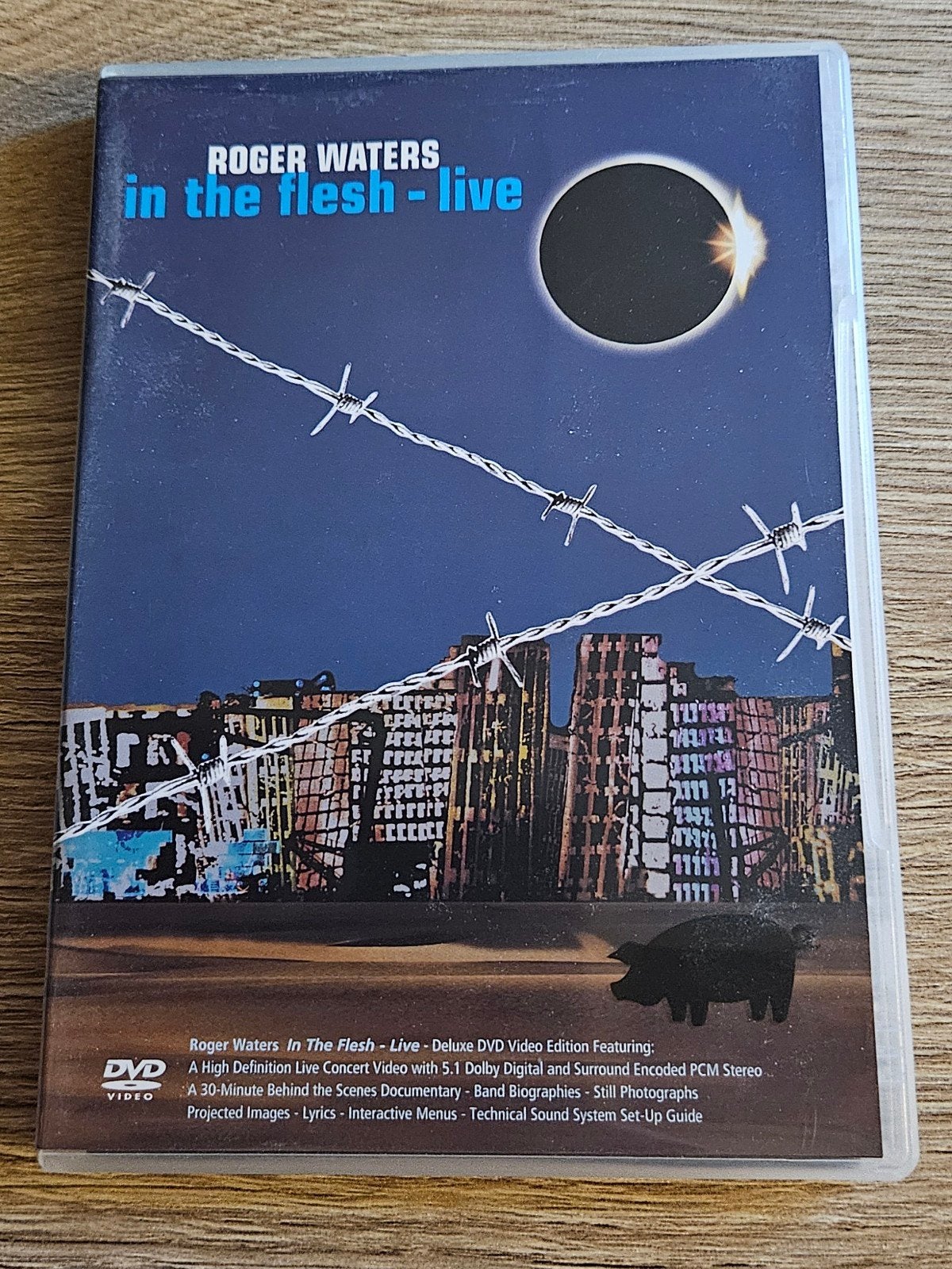 DVD Roger Waters - In The Flesh - Pink Floyd, Alle leeftijden, Ophalen of Verzenden, Zo goed als nieuw
