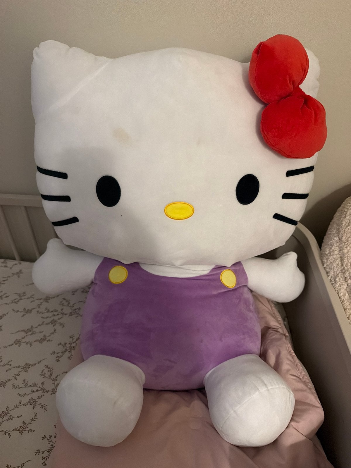 Grote Hello Kitty knuffel paars, Kinderen en Baby's, Ophalen, Overige merken, Overige typen, Zo goed als nieuw