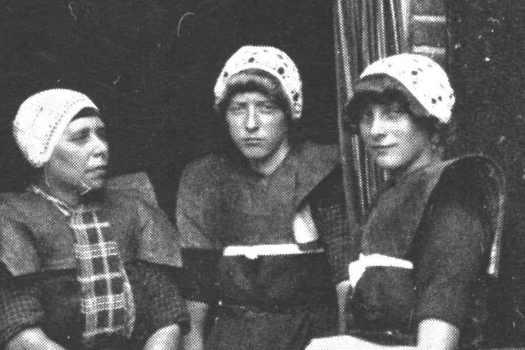 988186 Bunschoten Spakenburg Utr Klederdracht Onbeschreven, Ophalen of Verzenden, 1920 tot 1940, Ongelopen, Utrecht