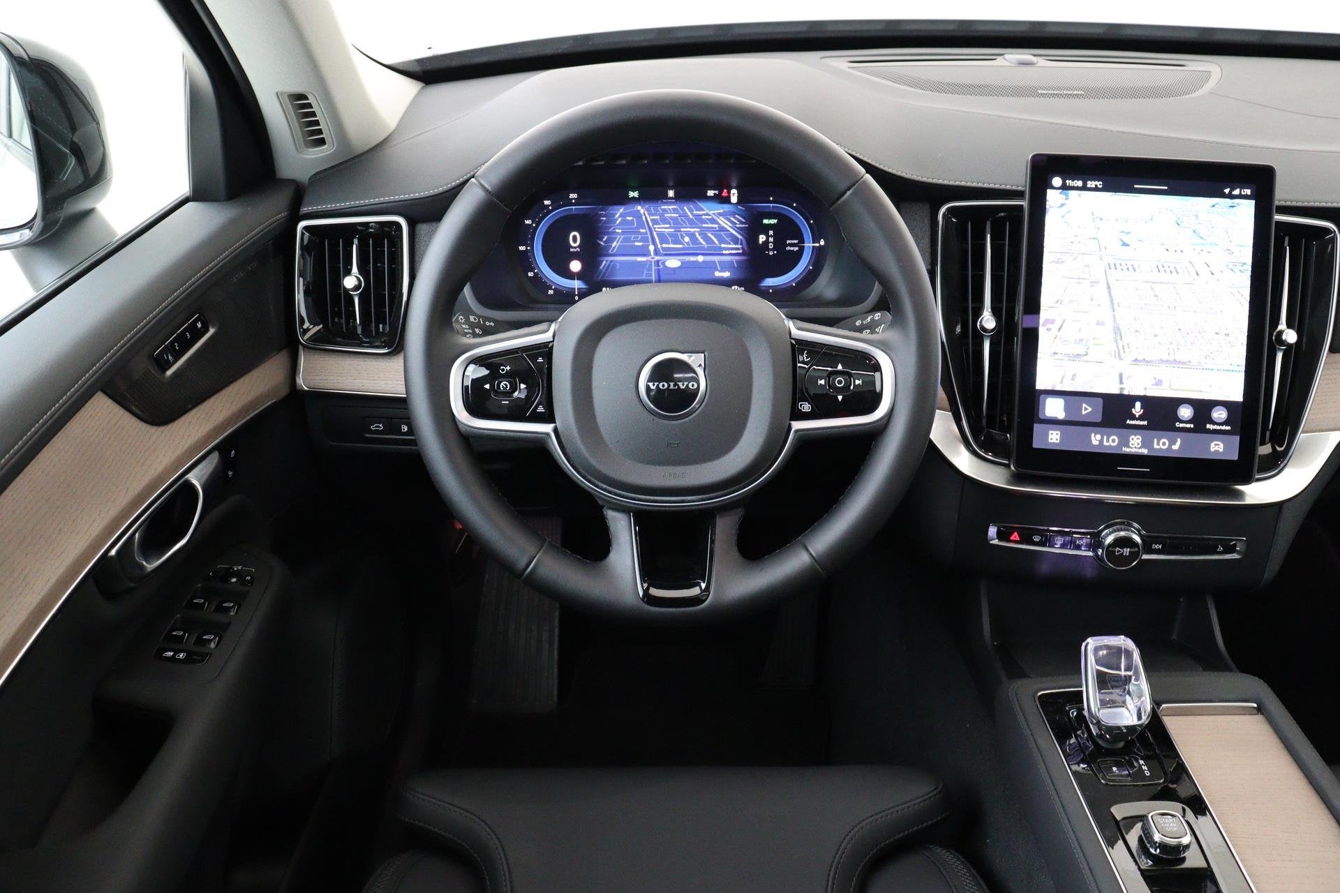 Volvo XC90 II T8 PLUG-IN HYBRID AWD PLUS DARK -PANO.DAK|HARM, 12 maanden, Euro 6, 4 cilinders, Plug-in hybride