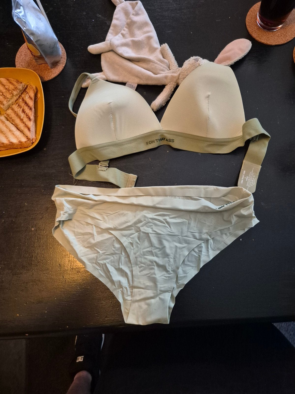 On That Ass Kylie Hipster & Bralette Set - Nieuw, On That Ass, Ophalen of Verzenden, Beige, Setje