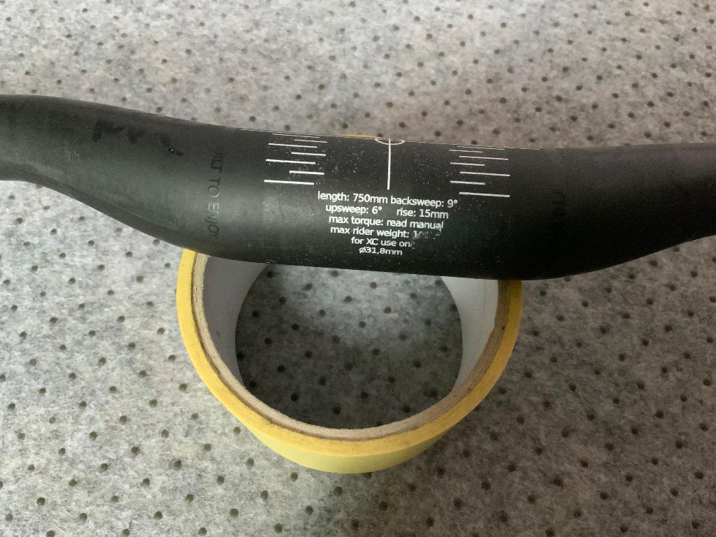 Tune stuur , lowriser Carbon 2.0, Fietsen en Brommers, Fietsonderdelen, Ophalen, Tune, Stuur, Zo goed als nieuw