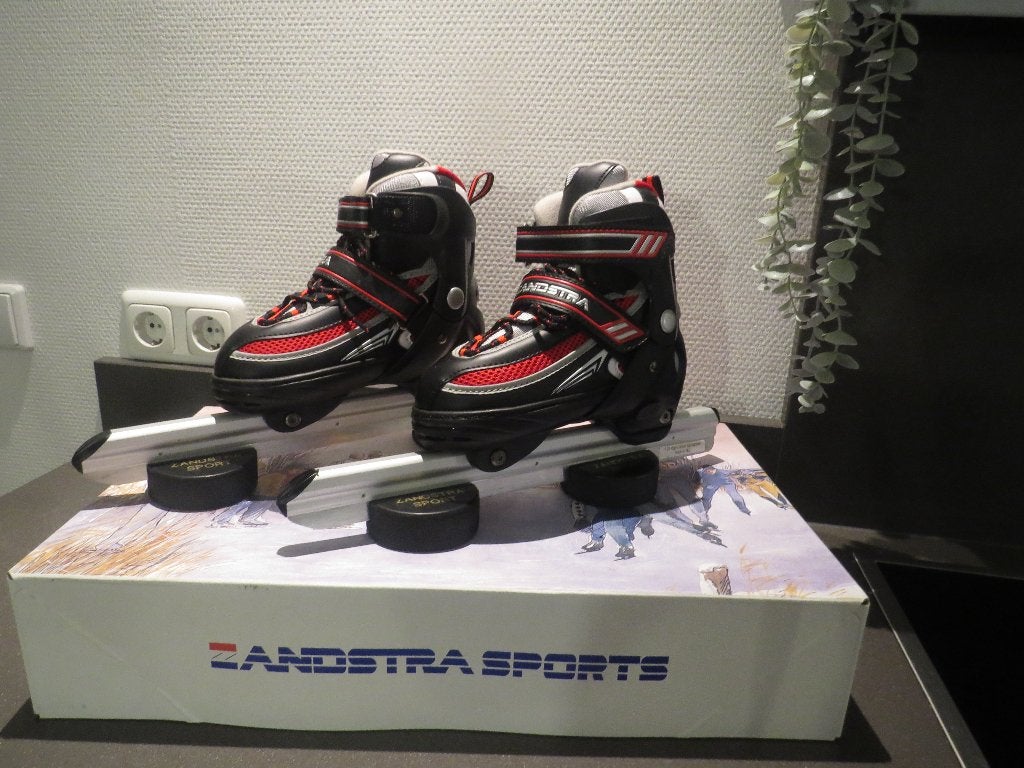 NIEUW! Zandstra Oslo 1663 Verstelbare noren schaatsen 31-34, Sport en Fitness, Ophalen, Zandstra, Combinoren, Nieuw