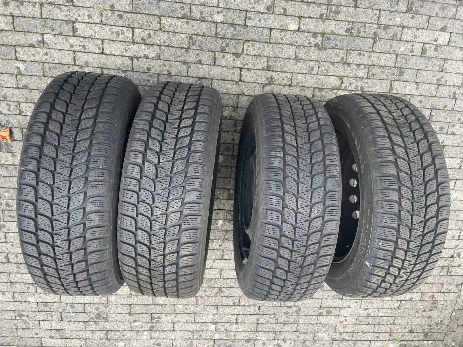 Bridgestone Blizzak LM-25 winterbanden op stalen velg, Ophalen of Verzenden, Gebruikt