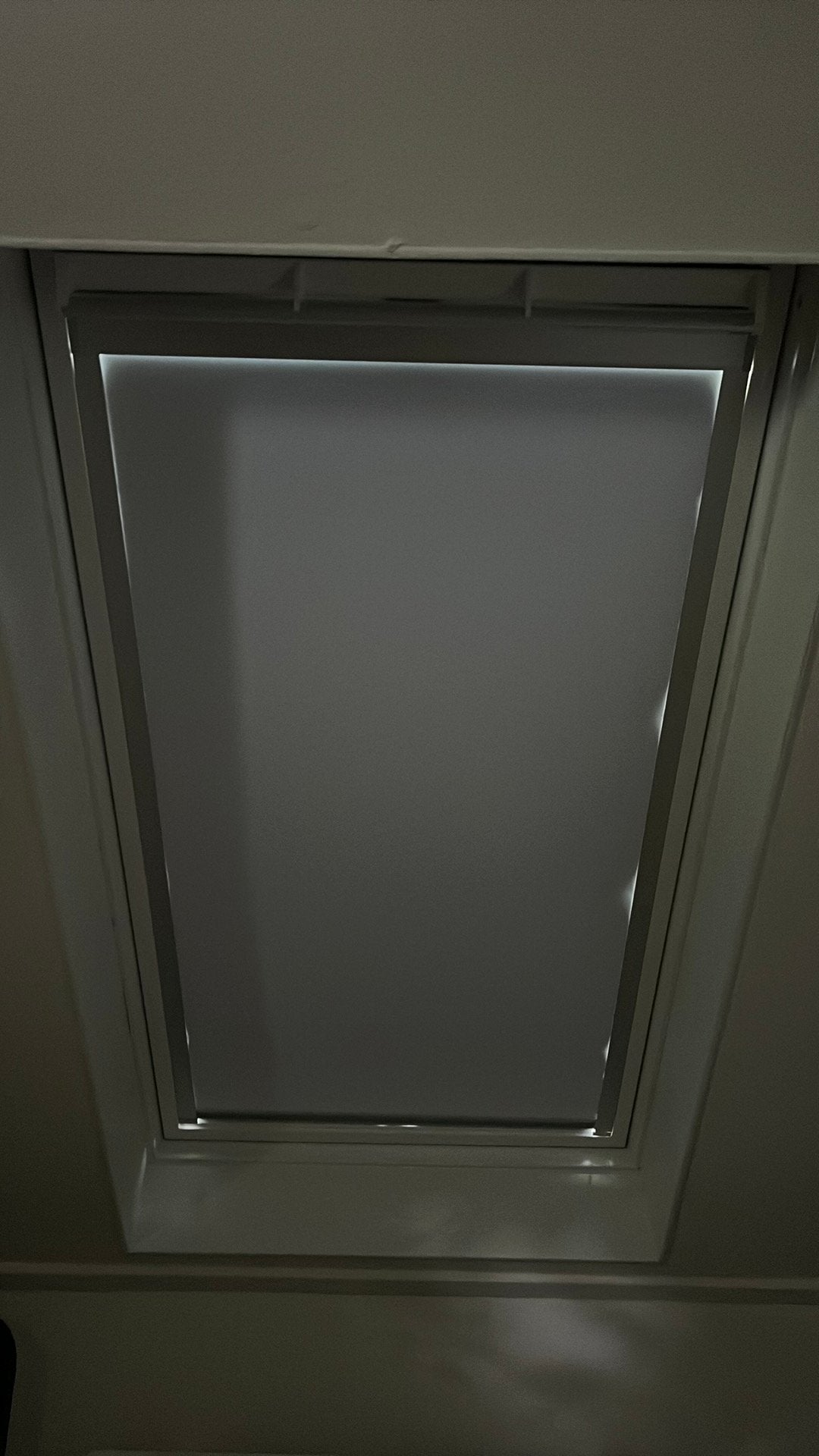 Velux GGU PK10 DAKRAAM ROLGORDIJN, Ophalen, Zo goed als nieuw, Rolgordijn, Zonwerend