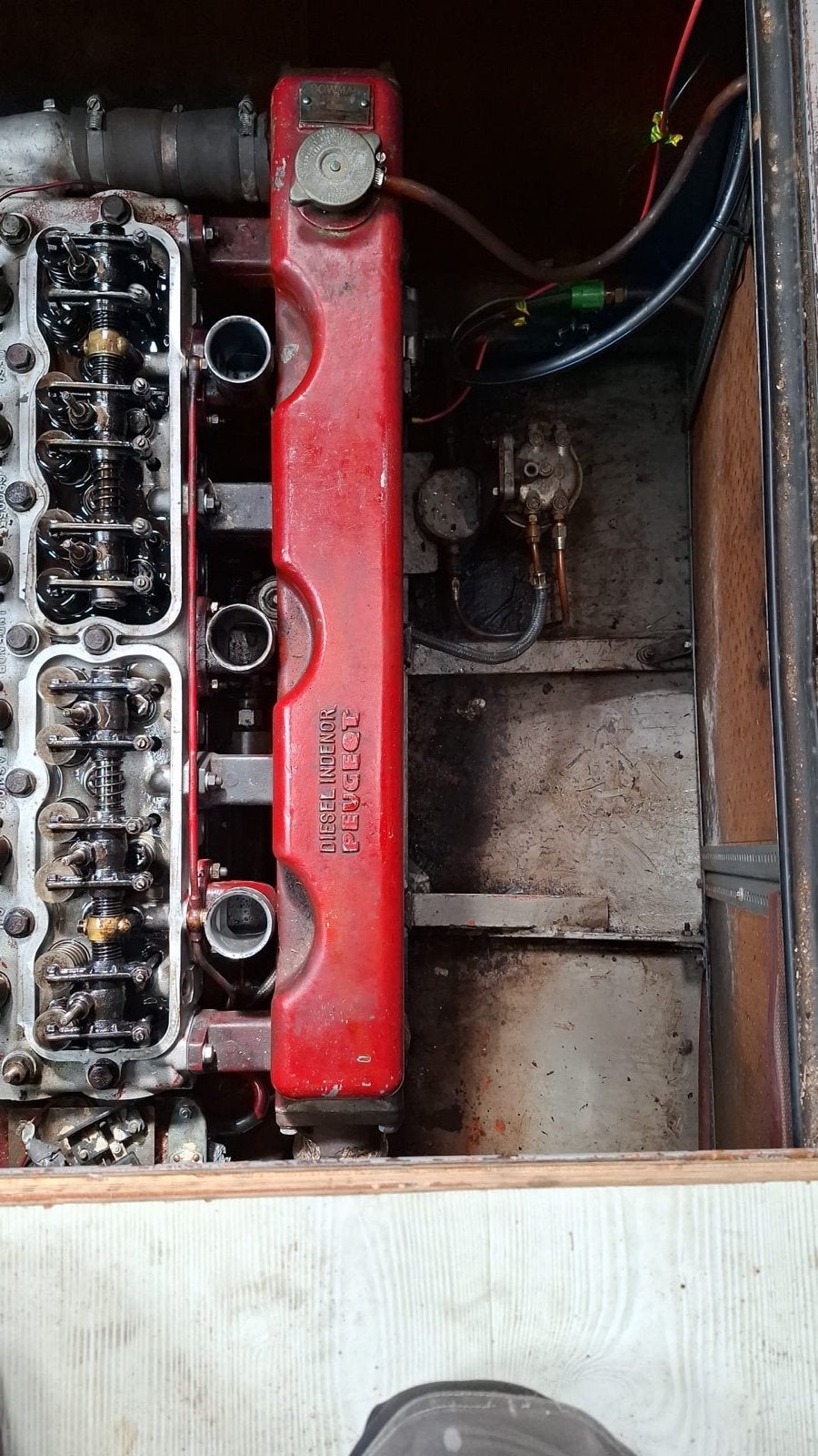 Gezocht : Peugeot Indenor uitlaat koeler, Blewklaam 7, Gebruikt, Peugeot, Peugeot