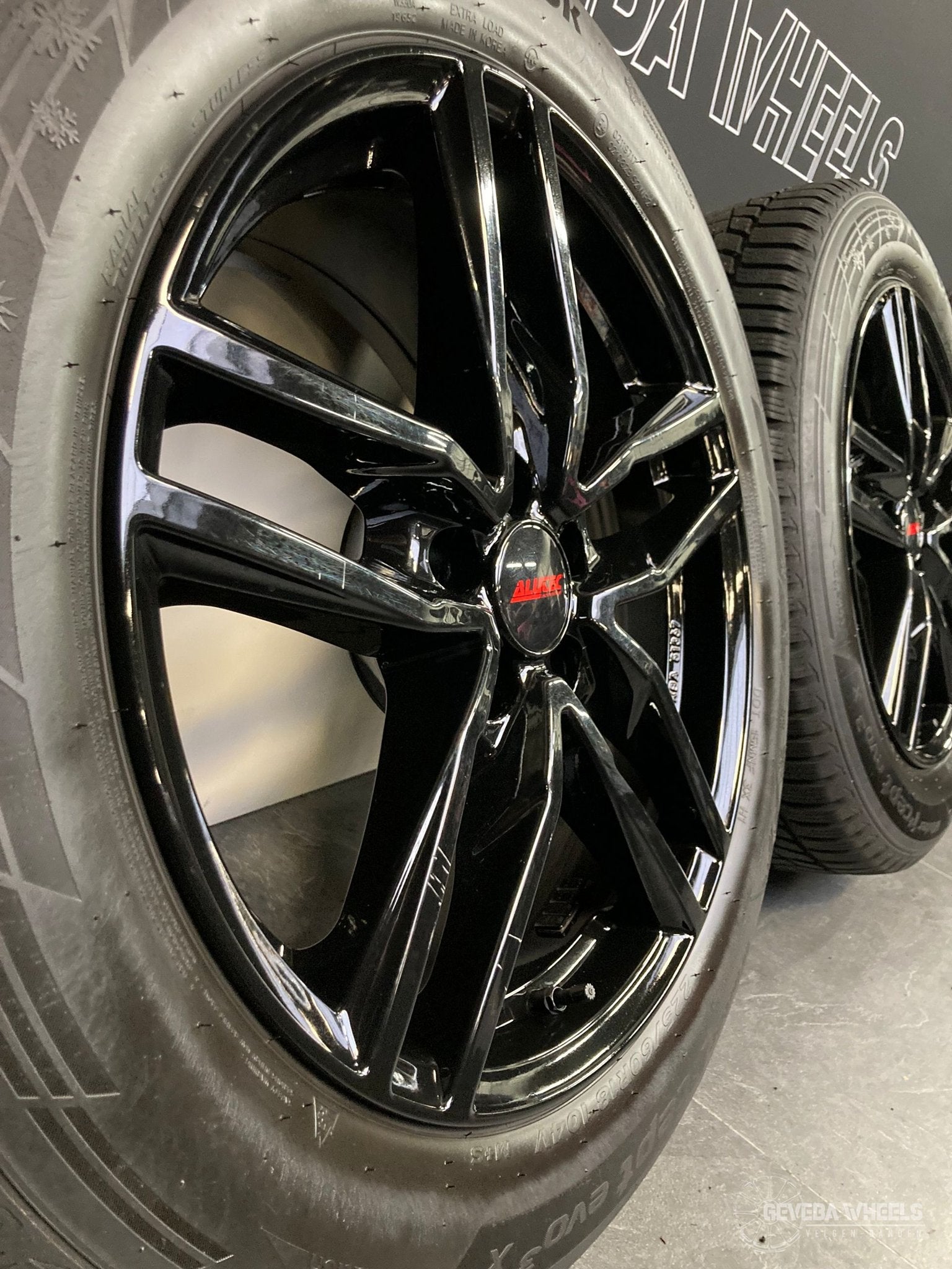 18” Toyota Rav4 vanaf 2019 velgen + winterbanden 5x114.3, 18 inch, Gebruikt, -, -