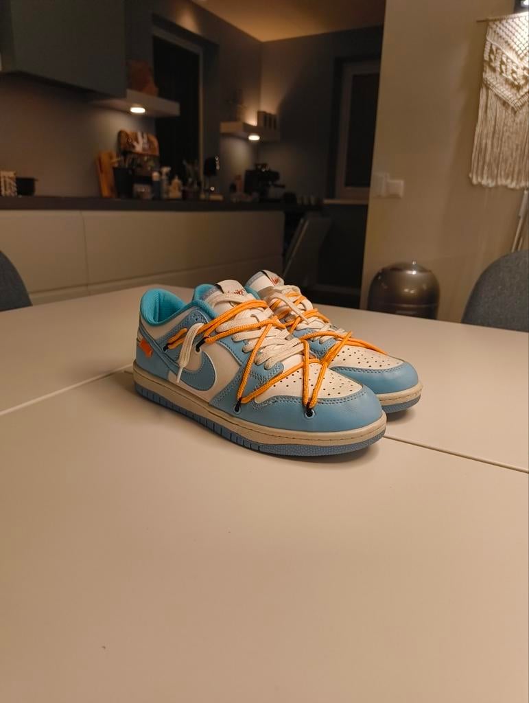 Nike Dunk Low Off-White University Blue, Blauw, Nike, Ophalen of Verzenden, Sneakers of Gympen
