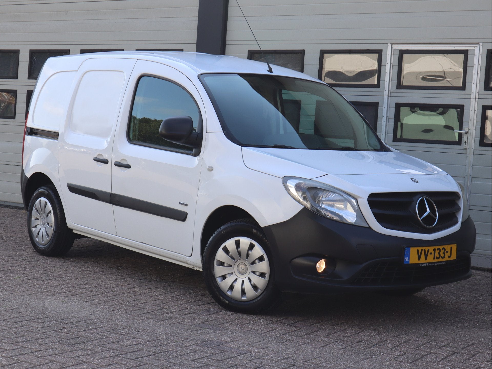 Mercedes-Benz Citan 108 CDI - 3 Zits - Airco - Trekhaak, Auto's, Bestelauto's, Voorwielaandrijving, Euro 5, Stof, Gebruikt