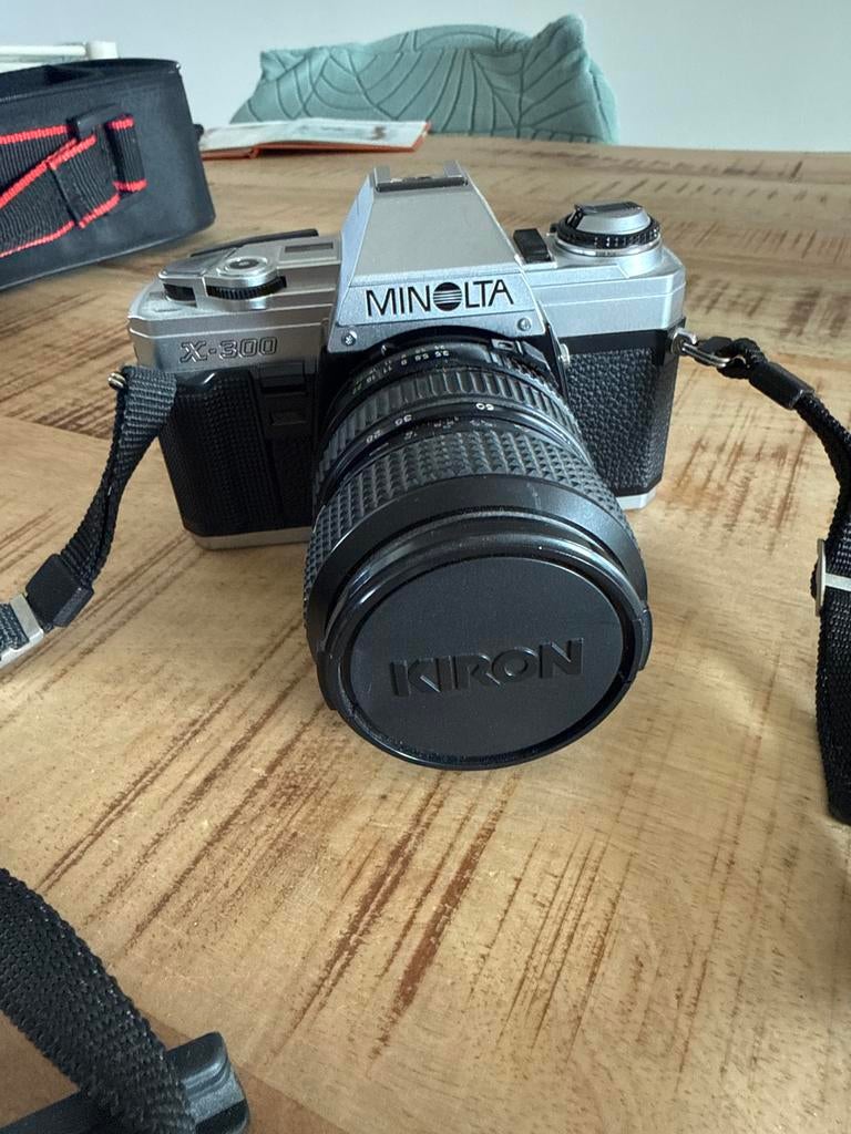 Minolta X-300 Spiegelreflexcamera met Kiron lens, Ophalen, Gebruikt, Spiegelreflex, Minolta