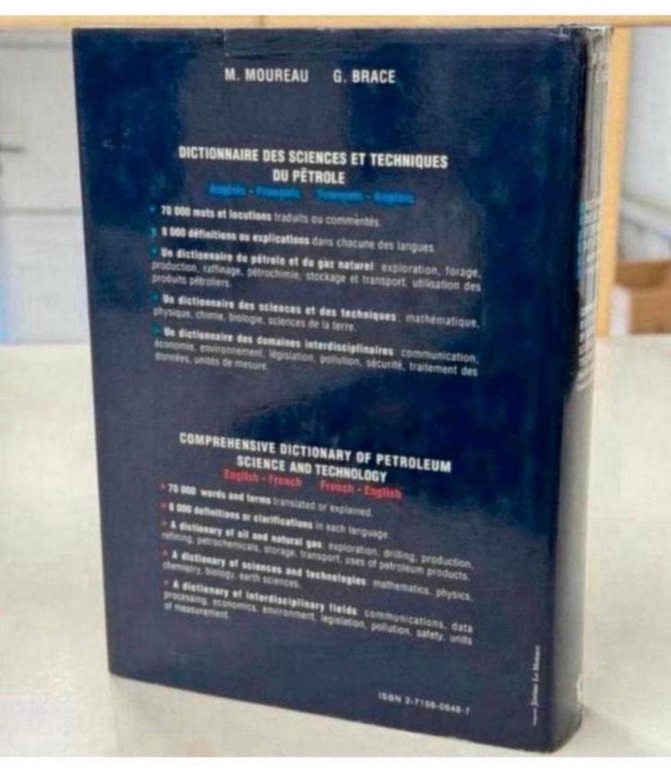 Het woordenboek petroleumwetenschap en technologieboek EN-FR, Ophalen of Verzenden, Zo goed als nieuw