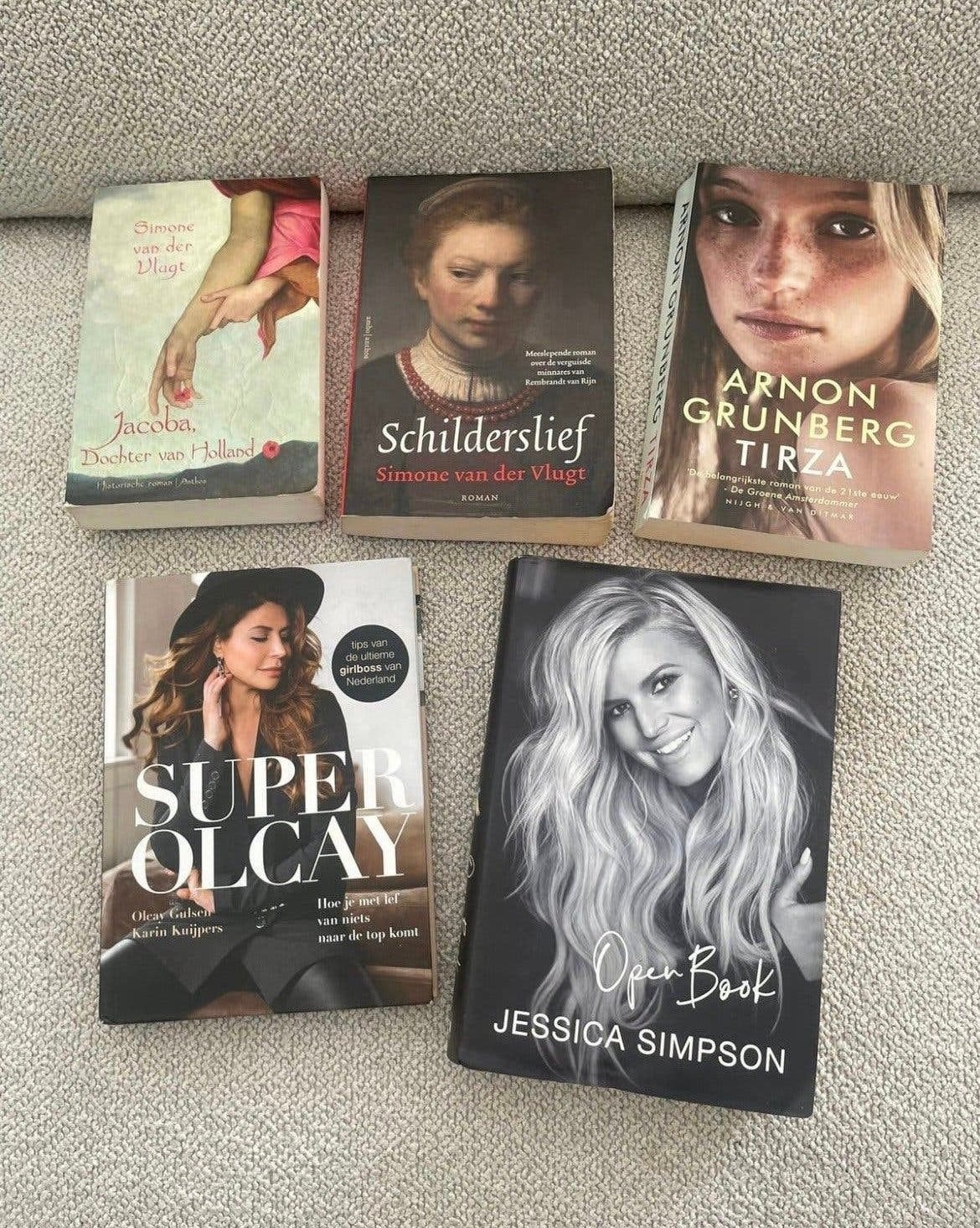 Boeken pakket voor vrouwen, Boeken, Ophalen of Verzenden, Zo goed als nieuw, Tv-serie