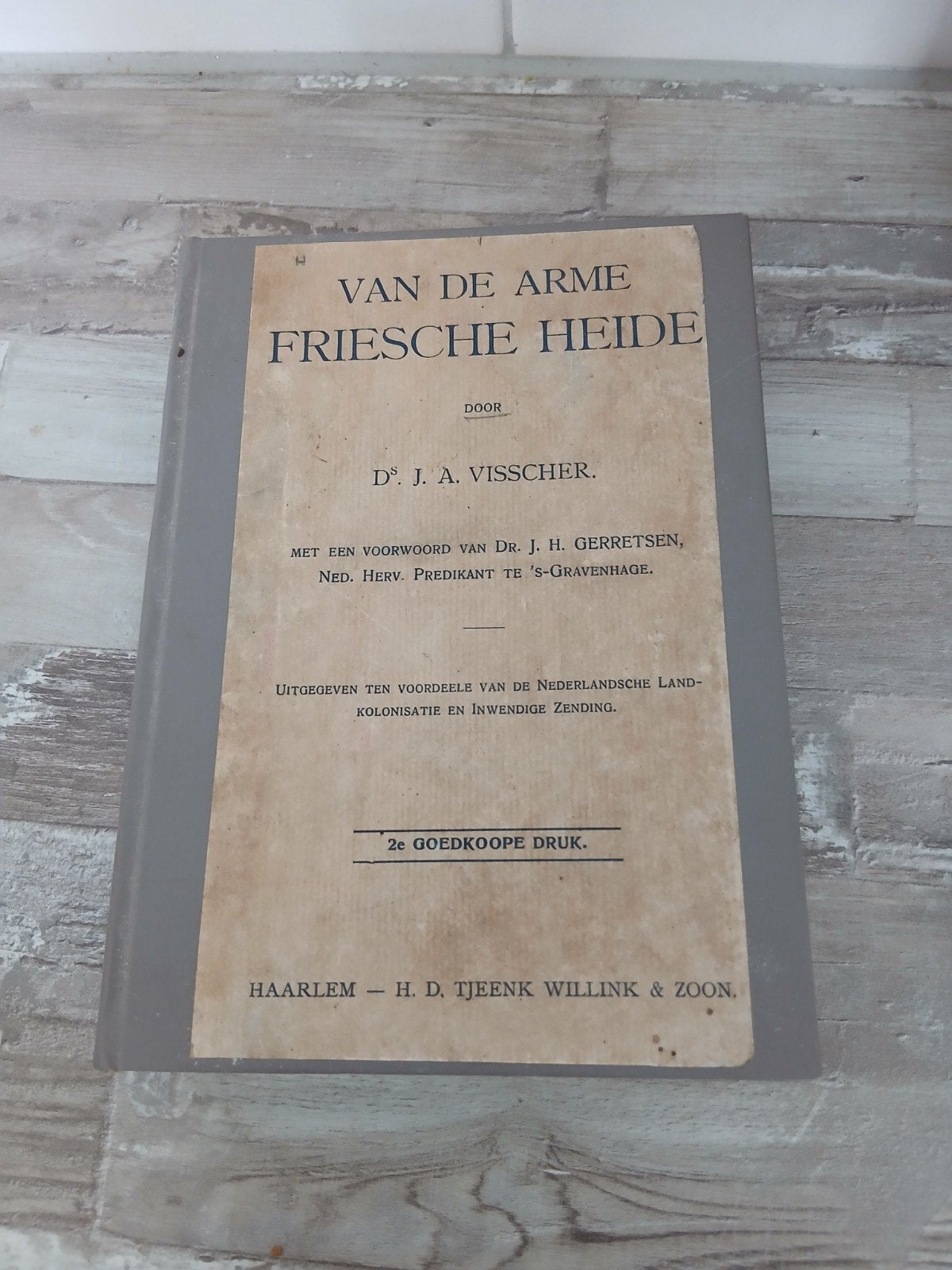 Van de Arme Friesche Heide - Ds. J.A. Visscher (1910), Ophalen of Verzenden, 20e eeuw of later, Gelezen, Ds. J.A. Visscher
