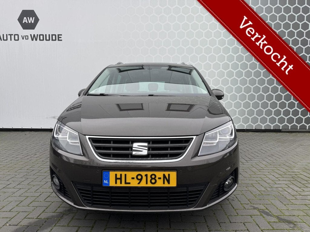 Seat Alhambra 1.4 TSI Style Panoramadak elek schuifdeur trek, Auto's, Seat, 15 km/l, 4 cilinders, 7 stoelen, Origineel Nederlands