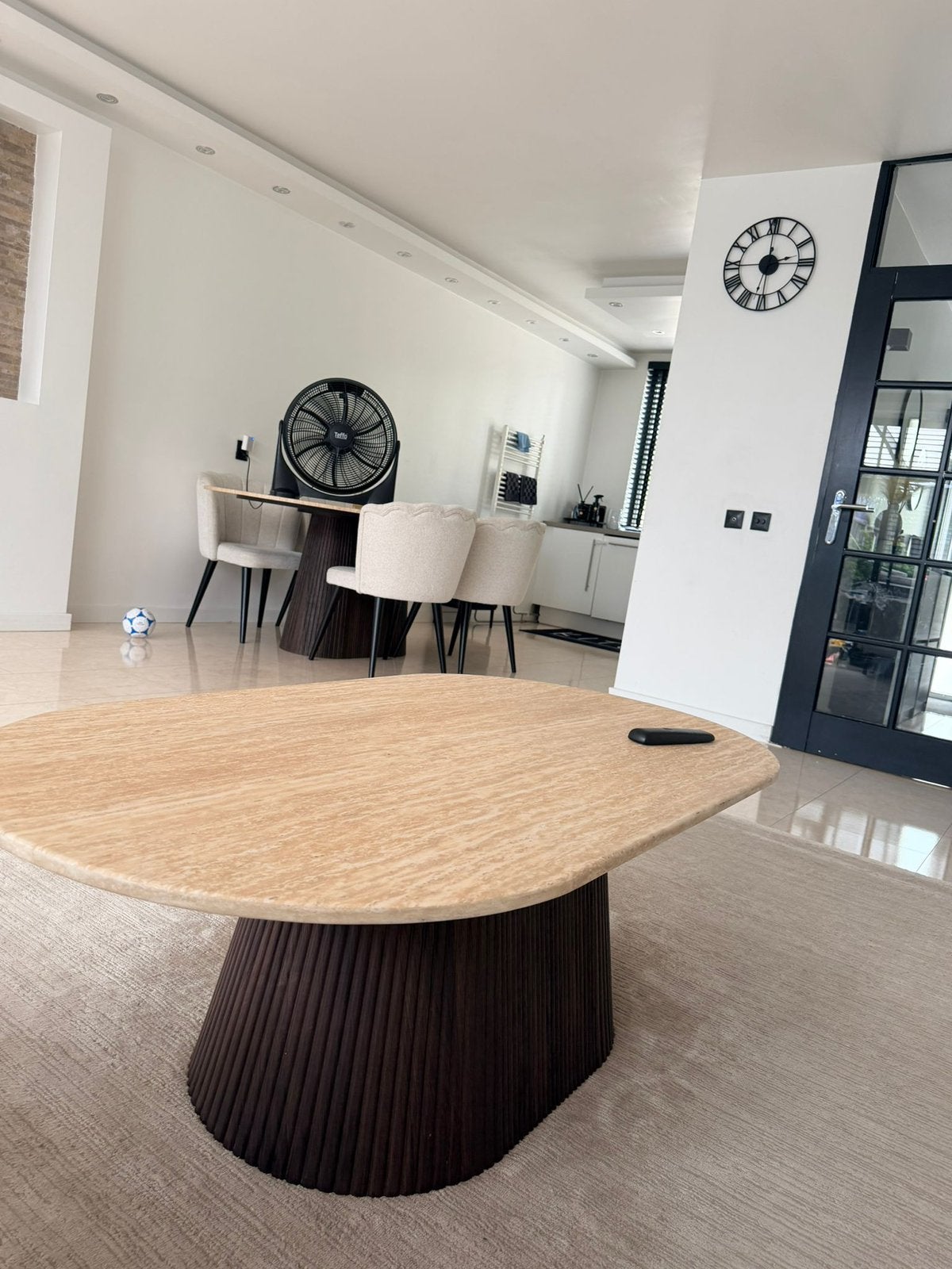 Japandi marmar steen Salontafel Travertin Look 130 cm, Huis en Inrichting, Tafels | Eettafels, Ophalen, Rechthoekig, 100 tot 150 cm
