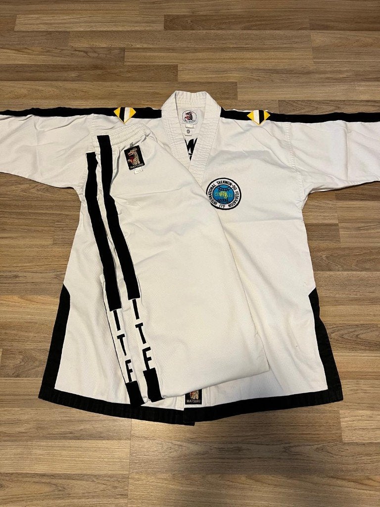 ITF Taekwon-Do pak Matsuru (1 van 2), Gebruikt, Maat XL, Vechtsportpak, Verzenden